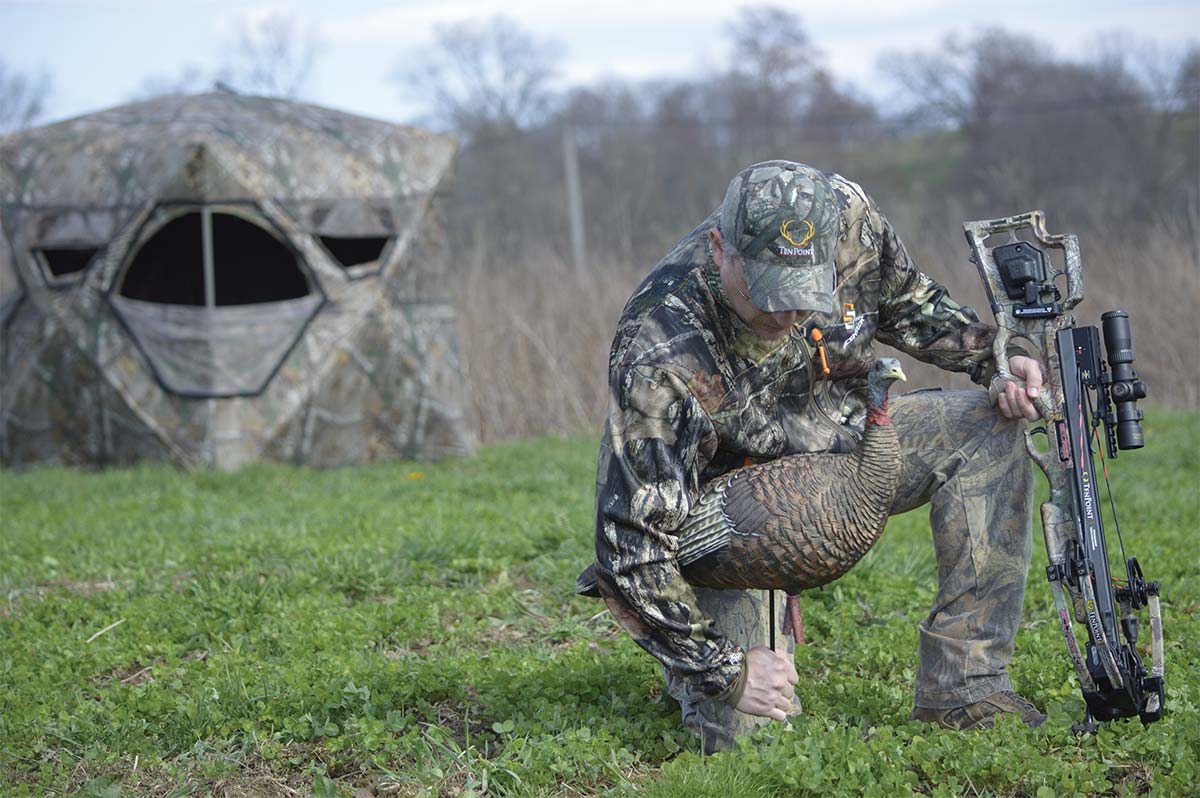 bows-blinds-decoys