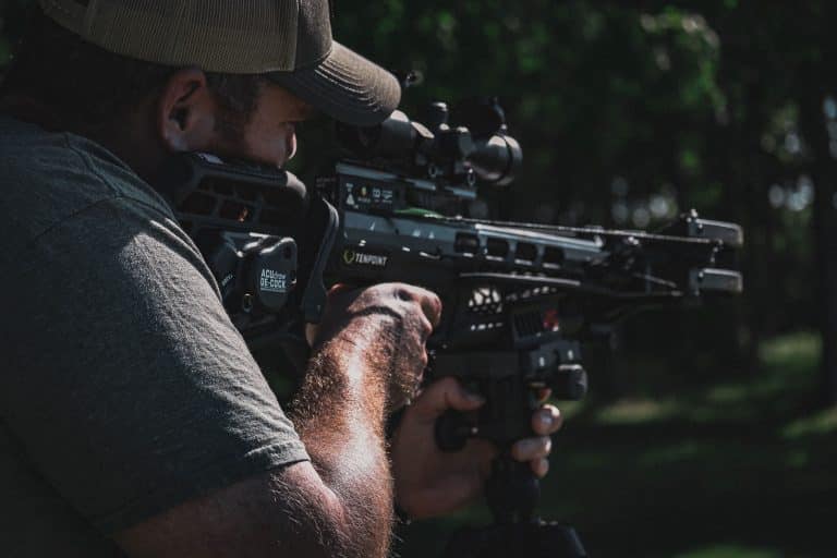 featured image for tenpoint titan x review of author shooting tenpoint titan x